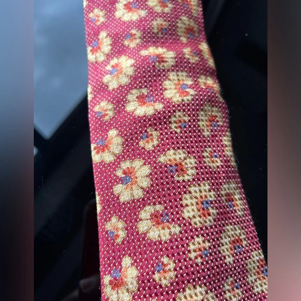 Ermenegildo Zegna Men's 100% Silk tie thanksgiving holiday christmas pattern